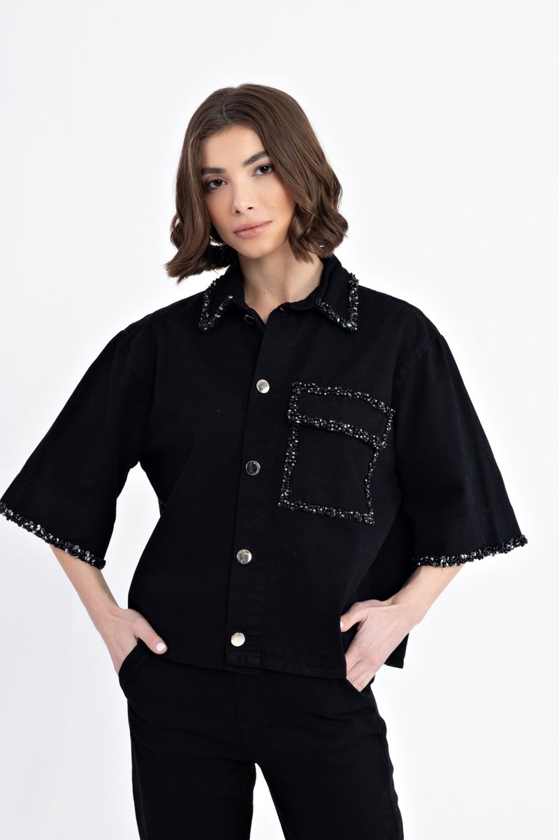 Camisa Oversized Preta com Bordado 3D em Chumbo e Preto - Mangas
